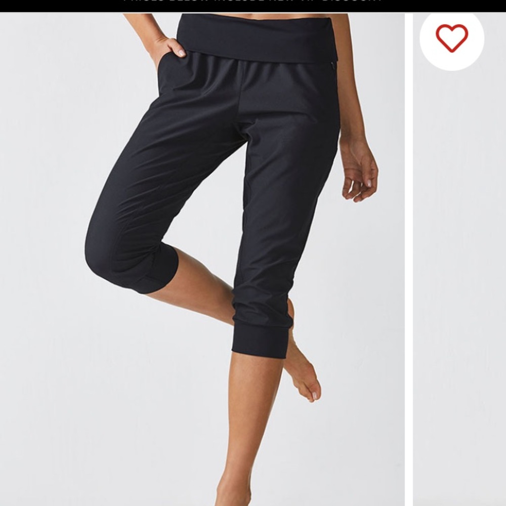Fabletics Labaree Capri - image 2